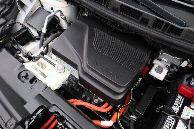 Used 2025 Nissan Leaf S FWD image 25