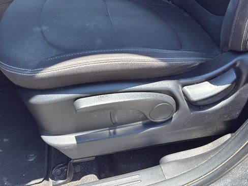 Used 2016 Kia Soul FWD image 23