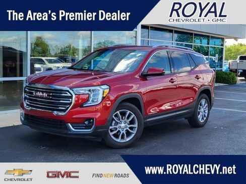 Used 2024 GMC Terrain SLT FWD image 1