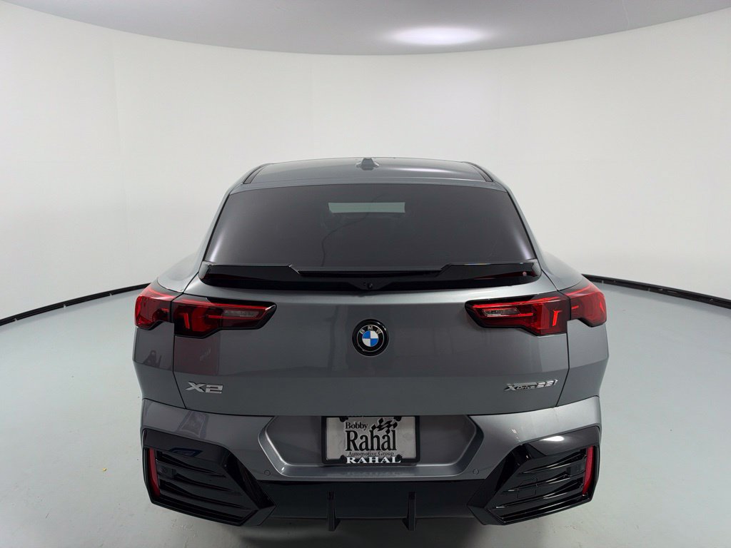 New 2027 BMW X2 xDrive28i w/ Technology Package AWD/4WD image 6
