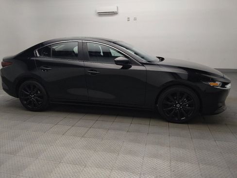 Used 2025 MAZDA MAZDA3 s FWD image 11
