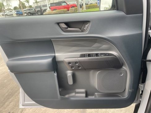 New 2025 Ford Maverick XLT w/ XLT Luxury Package image 17