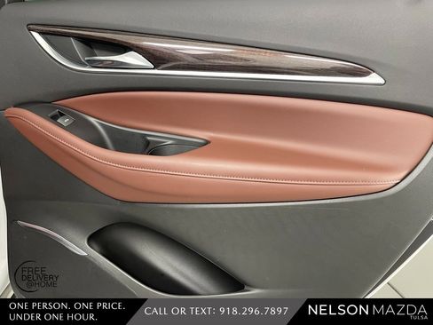 Used 2018 Buick Enclave Avenir w/ Avenir Technology Package image 47