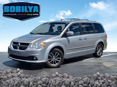 Used 2017 Dodge Grand Caravan SXT
