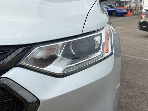 Used 2021 Chevrolet Traverse RS image 9