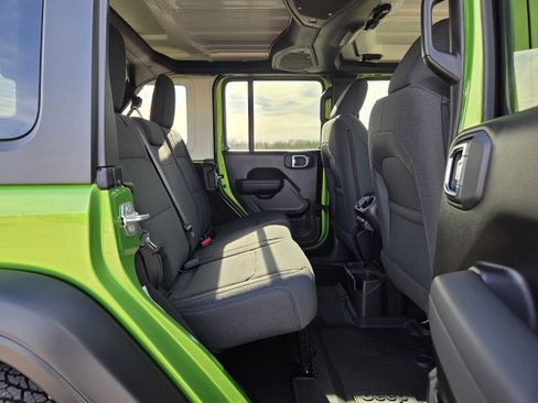 New 2026 Jeep Wrangler Unlimited Sport image 17