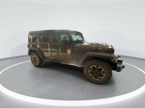Used 2016 Jeep Wrangler Unlimited Rubicon AWD/4WD image 2