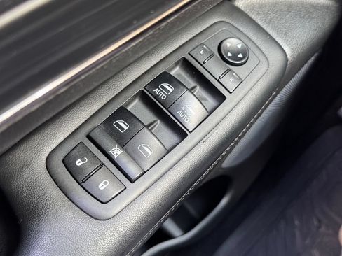 Used 2019 Jeep Grand Cherokee Limited X AWD/4WD image 27