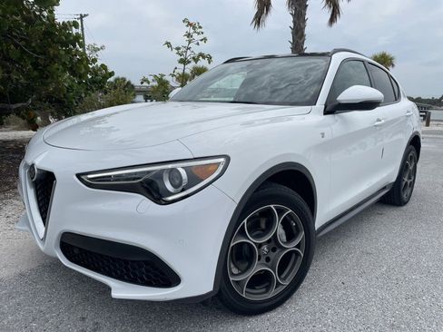 Used 2023 Alfa Romeo Stelvio Ti w/ Active Assist Plus Package AWD/4WD image 38