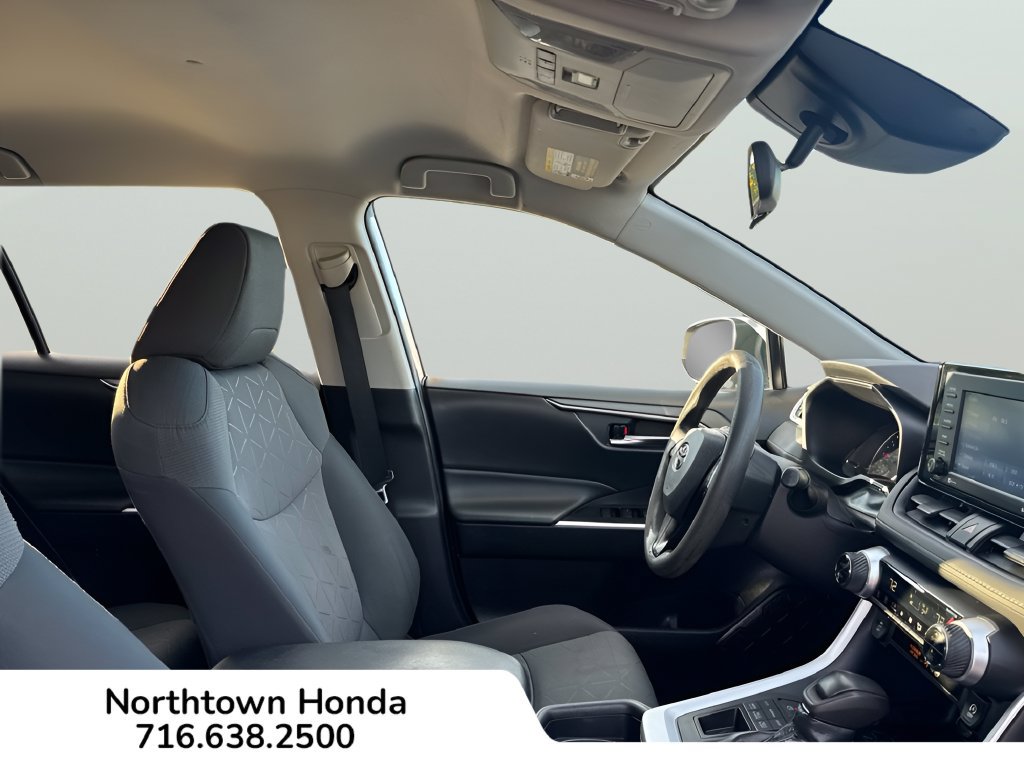 Used 2020 Toyota RAV4 XLE w/ All Weather Liner Package AWD/4WD image 16