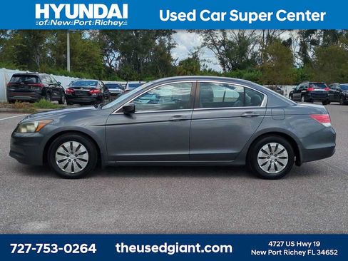 Used 2012 Honda Accord LX image 2