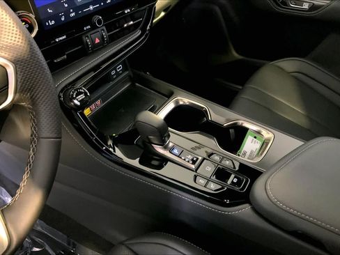 Used 2024 Lexus NX 350 F Sport AWD/4WD image 17