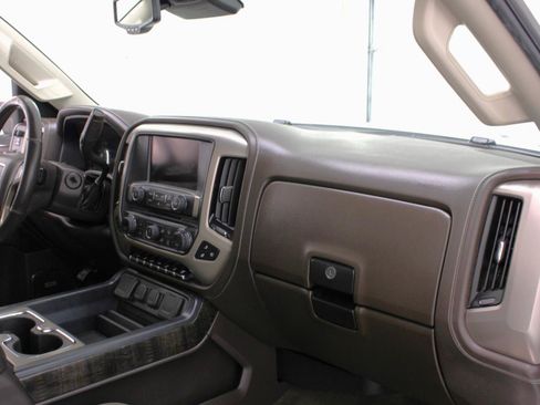 Used 2016 GMC Sierra 2500 Denali w/ Duramax Plus Package AWD/4WD image 47
