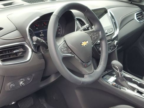 Used 2024 Chevrolet Equinox Premier AWD/4WD image 8