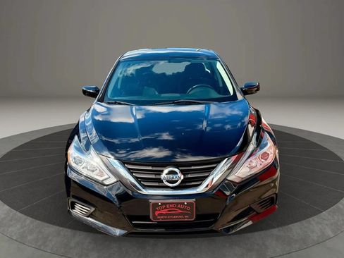 Used 2016 Nissan Altima 2.5 S w/ Power Driver Seat Package FWD image 2