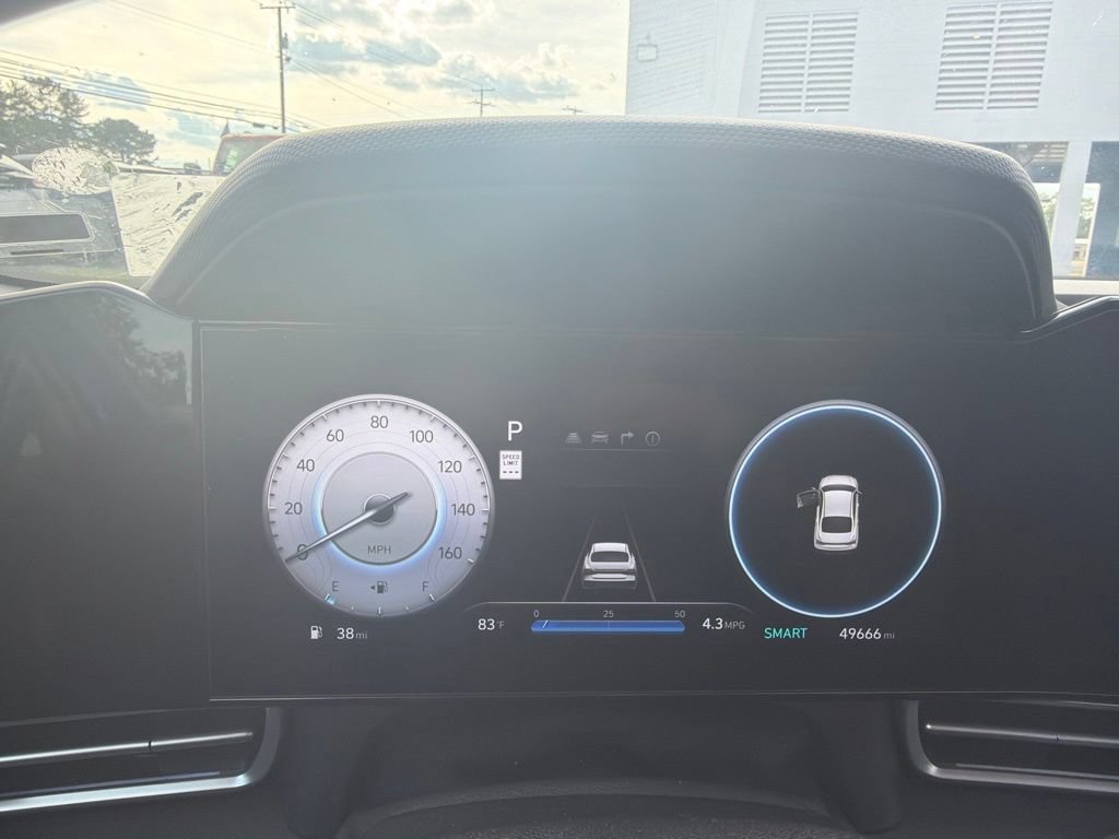 Used 2025 Hyundai Elantra SEL FWD image 9