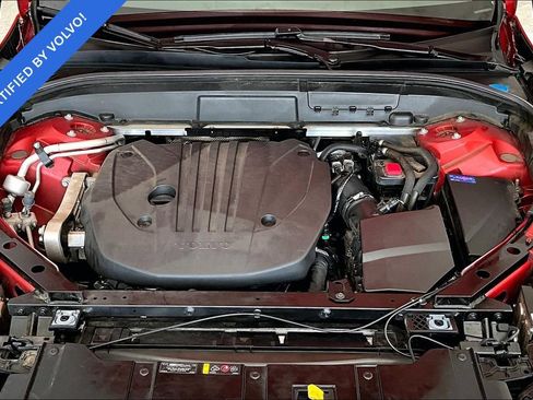 Certified 2024 Volvo XC60 B5 Plus w/ Protection Package Premier AWD/4WD image 11