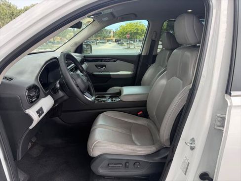 Used 2023 Honda Pilot EX-L image 24