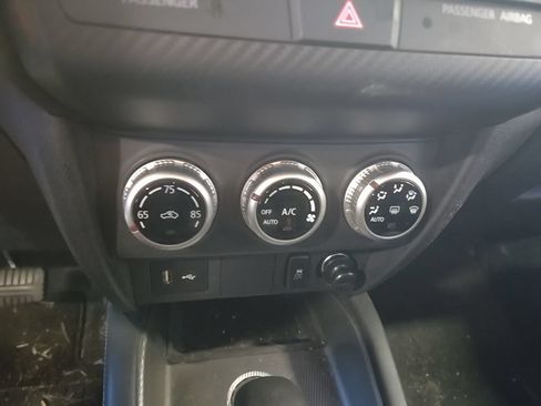 Used 2021 Mitsubishi Outlander Sport Black Edition FWD image 11