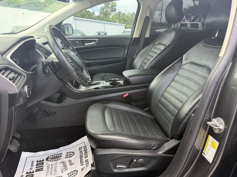 Used 2018 Ford Edge SEL w/ Equipment Group 201A FWD image 10