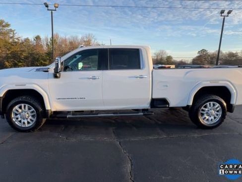 Used 2024 GMC Sierra 3500 SLT w/ SLT Premium Package image 5