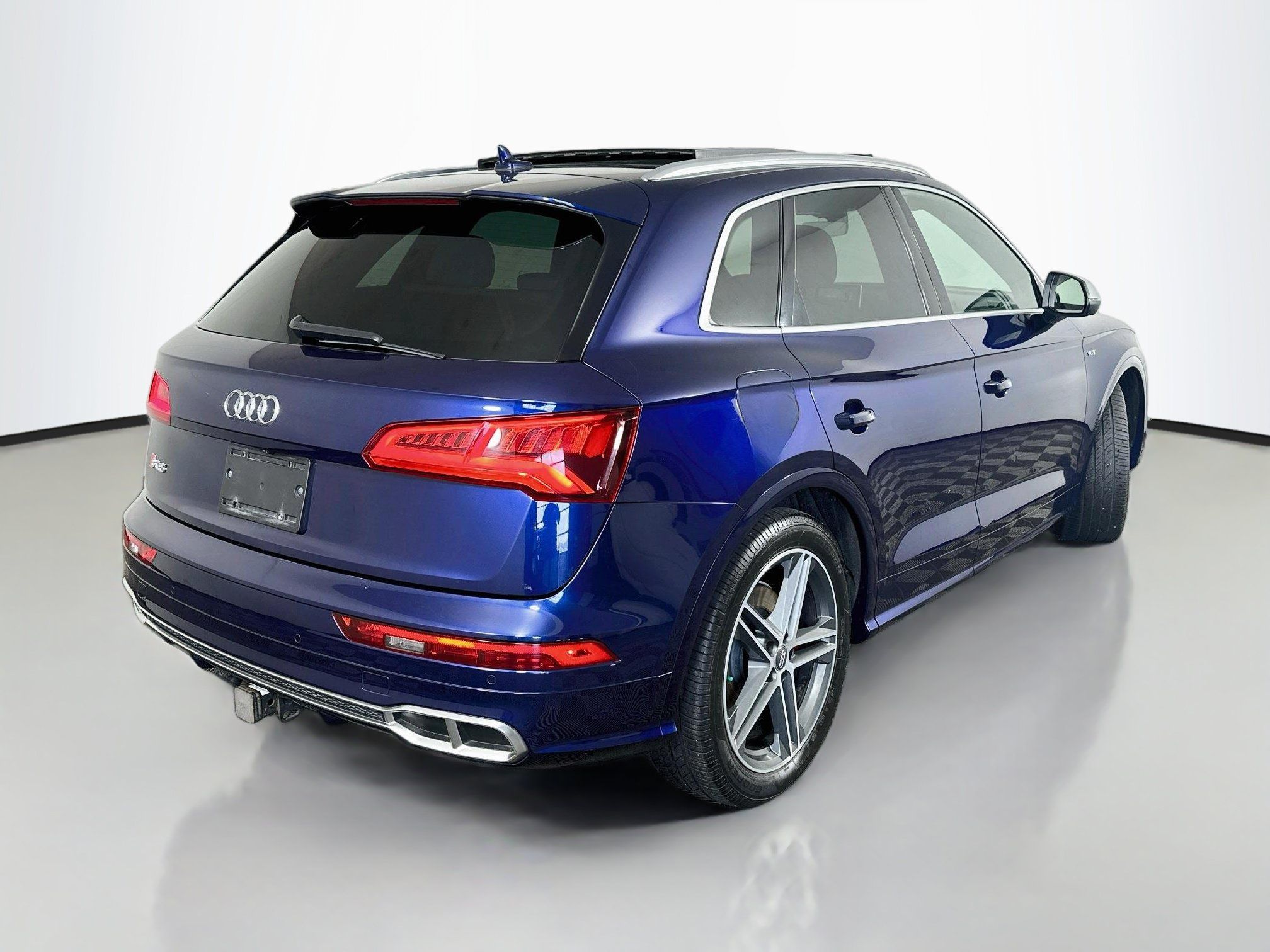Used 2018 Audi SQ5 Prestige AWD/4WD image 7