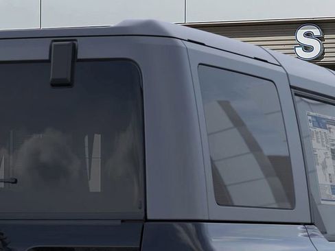 New 2025 Ford Bronco Badlands image 25