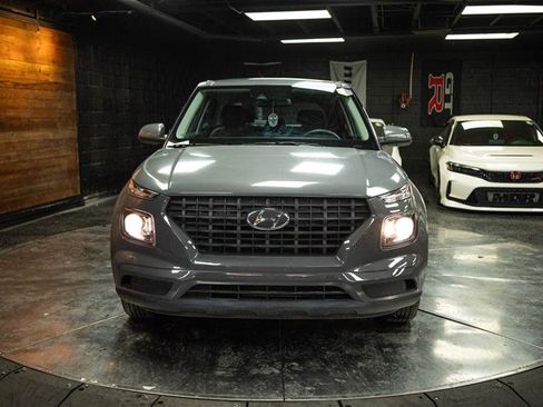 Used 2022 Hyundai Venue SE w/ Cargo Package image 4