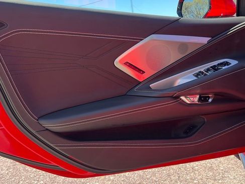 Used 2025 Chevrolet Corvette Z06 RWD image 15
