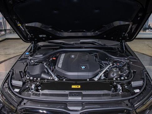 New 2026 BMW 550e xDrive image 5