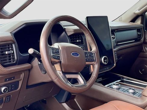 Used 2022 Ford Expedition Max King Ranch image 9