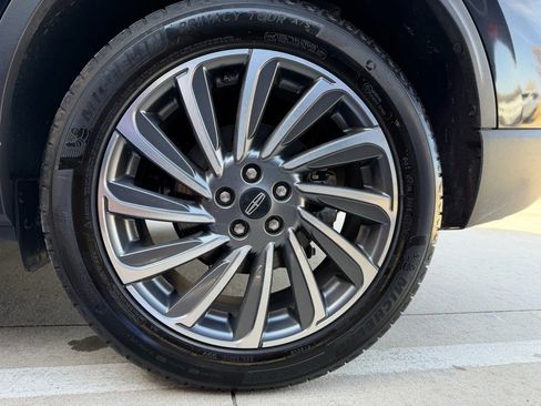 Used 2023 Lincoln Corsair Reserve image 30