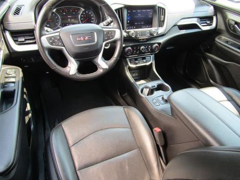 Used 2022 GMC Terrain SLT w/ LPO, Floor Liner Package AWD/4WD image 2