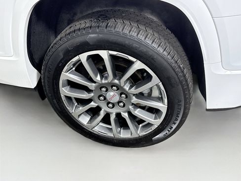 Used 2022 GMC Acadia Denali w/ Denali Ultimate Package AWD/4WD image 27