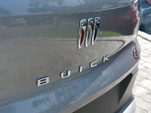 Used 2025 Buick Envista Sport Touring w/ Convenience I Package FWD image 9