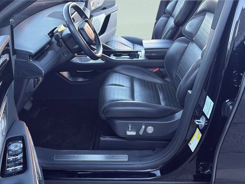 Used 2024 Lincoln Nautilus Reserve w/ Equipment Group 203A image 21