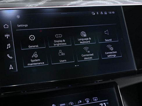 Used 2022 Audi e-tron Chronos image 15