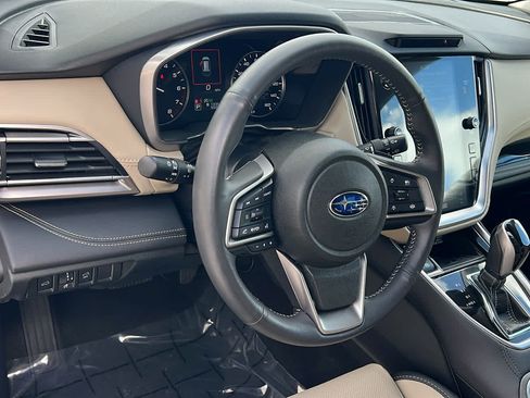Certified 2025 Subaru Outback Limited AWD/4WD image 11