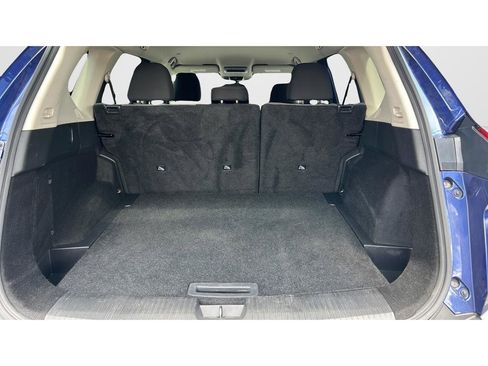 Used 2023 Nissan Rogue SV AWD/4WD image 9