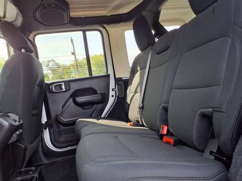 Certified 2021 Jeep Wrangler Unlimited Sport image 11