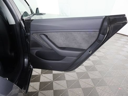 Used 2018 Tesla Model 3 Long Range AWD/4WD image 22