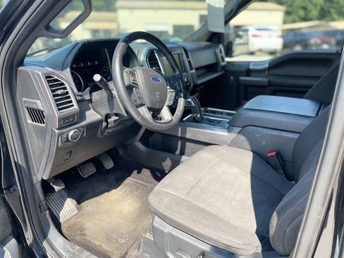 Used 2015 Ford F150 XLT w/ Equipment Group 302A Luxury AWD/4WD image 11
