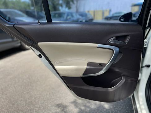 Used 2013 Buick Regal Premium FWD image 30