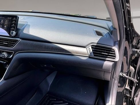 Used 2020 Honda Accord EX image 23