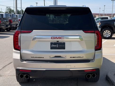 Used 2024 GMC Yukon Denali w/ Max Trailering Package AWD/4WD image 5