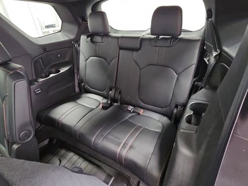 Used 2025 Honda Pilot TrailSport image 31