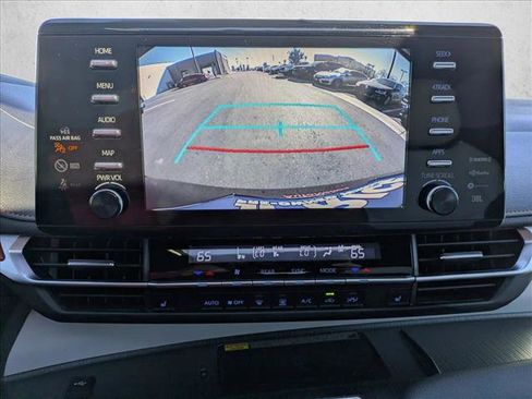 Used 2021 Toyota Sienna XSE image 15