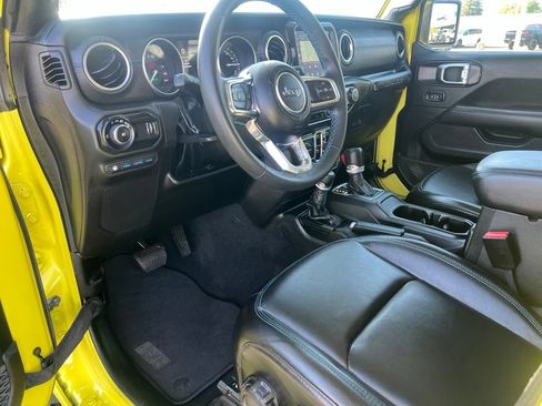 Used 2023 Jeep Wrangler Unlimited Rubicon 4xe AWD/4WD image 34