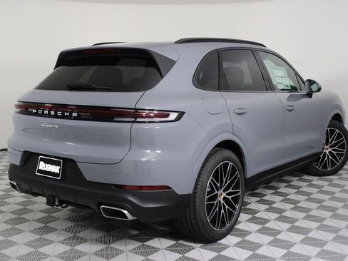 New 2026 Porsche Cayenne image 7