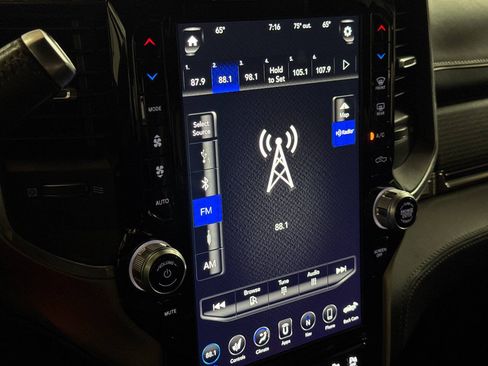 Used 2020 RAM 2500 Limited AWD/4WD image 68